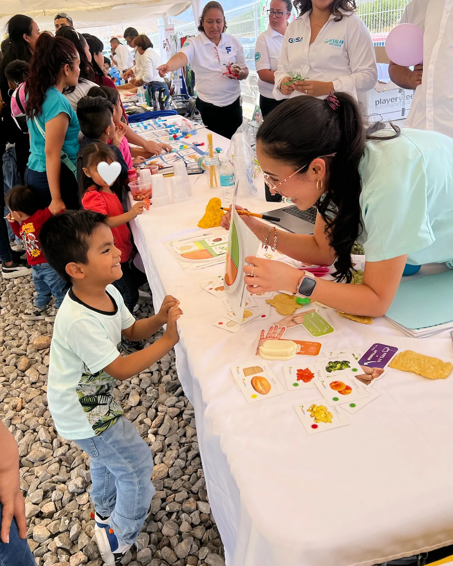 Nutrición infantil segura y feliz